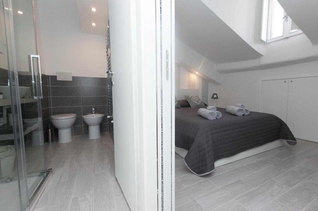 Amazing And New Penthouse In City Center Milán Exterior foto